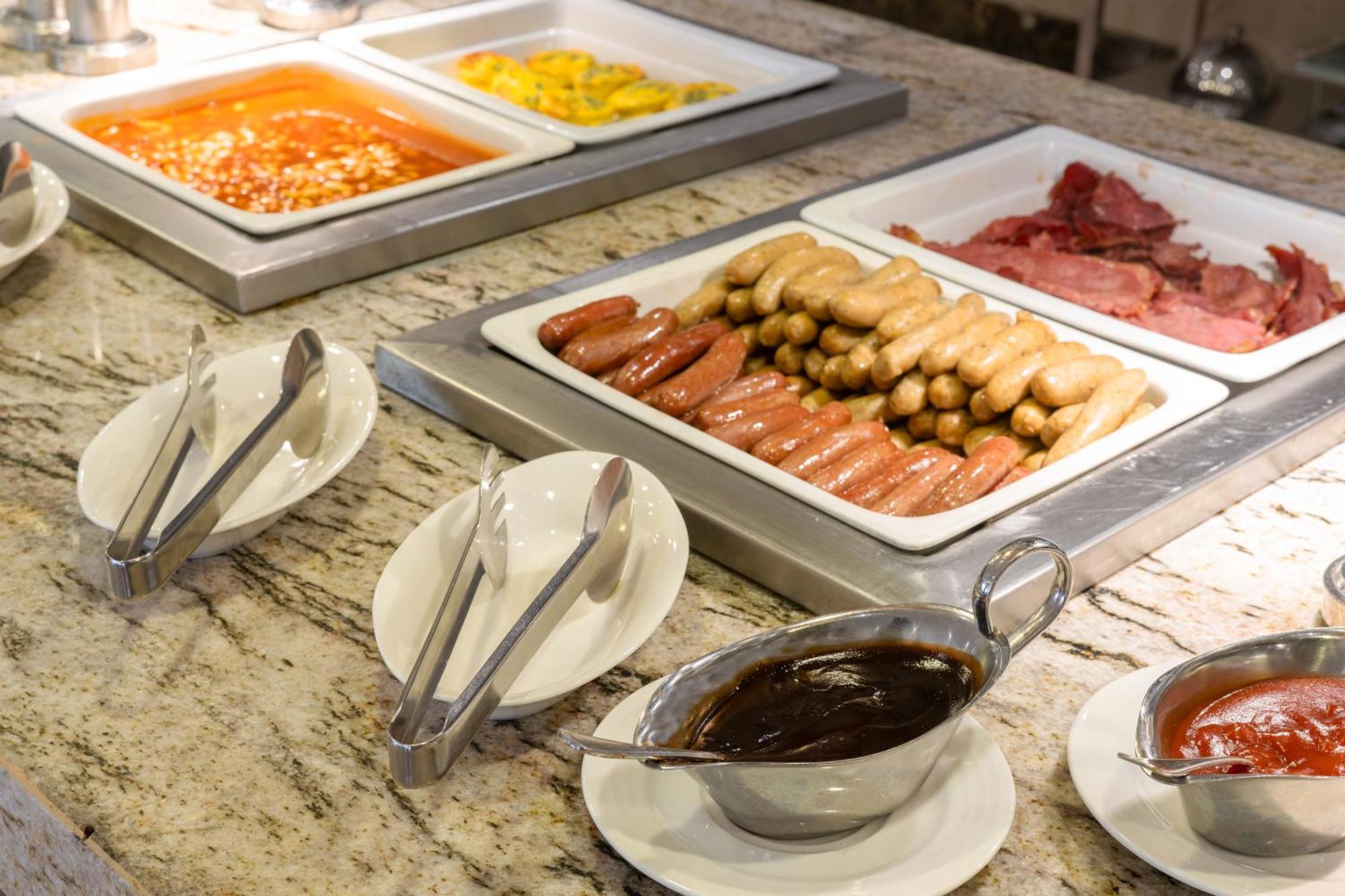 Triumph Luxury Hotel 5*